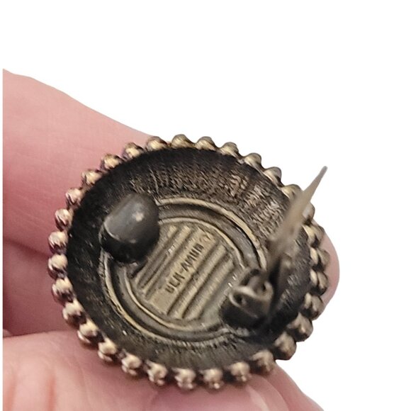 Ben Amun Flawed Emerald Green Glass Cab Clip-On Earrings, Signed E639 - Picture 12 of 14